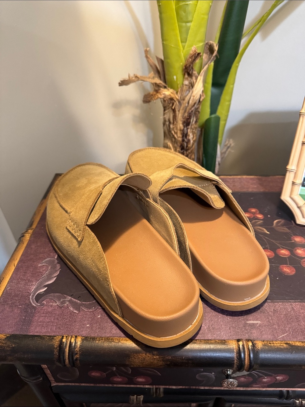 Amazon Women's Suede Mule Clogs in Tan - Picture 3 of 3